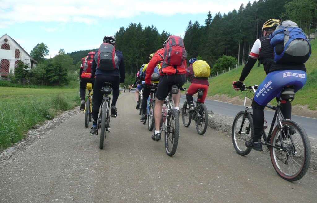 Bike Ride in Sri Lanka and raising funds for a Charity